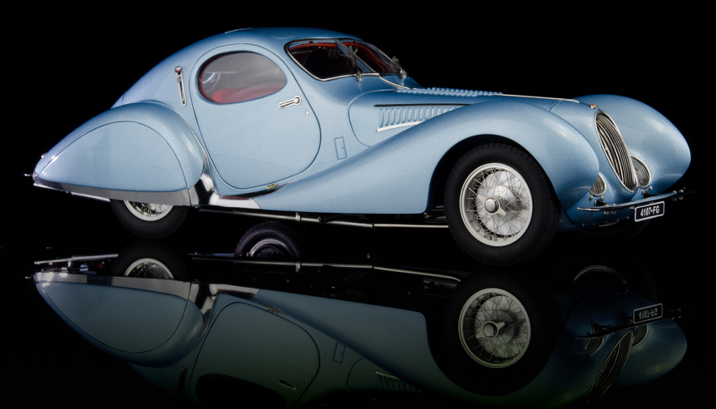 Image of 1937-1939 Talbot Lago T150 SS Figoni &amp Falaschi "Teardrop" Coupe RHD (Right Hand Drive) Blue Metallic with Red Interior 1/18 Diecast Model Car by