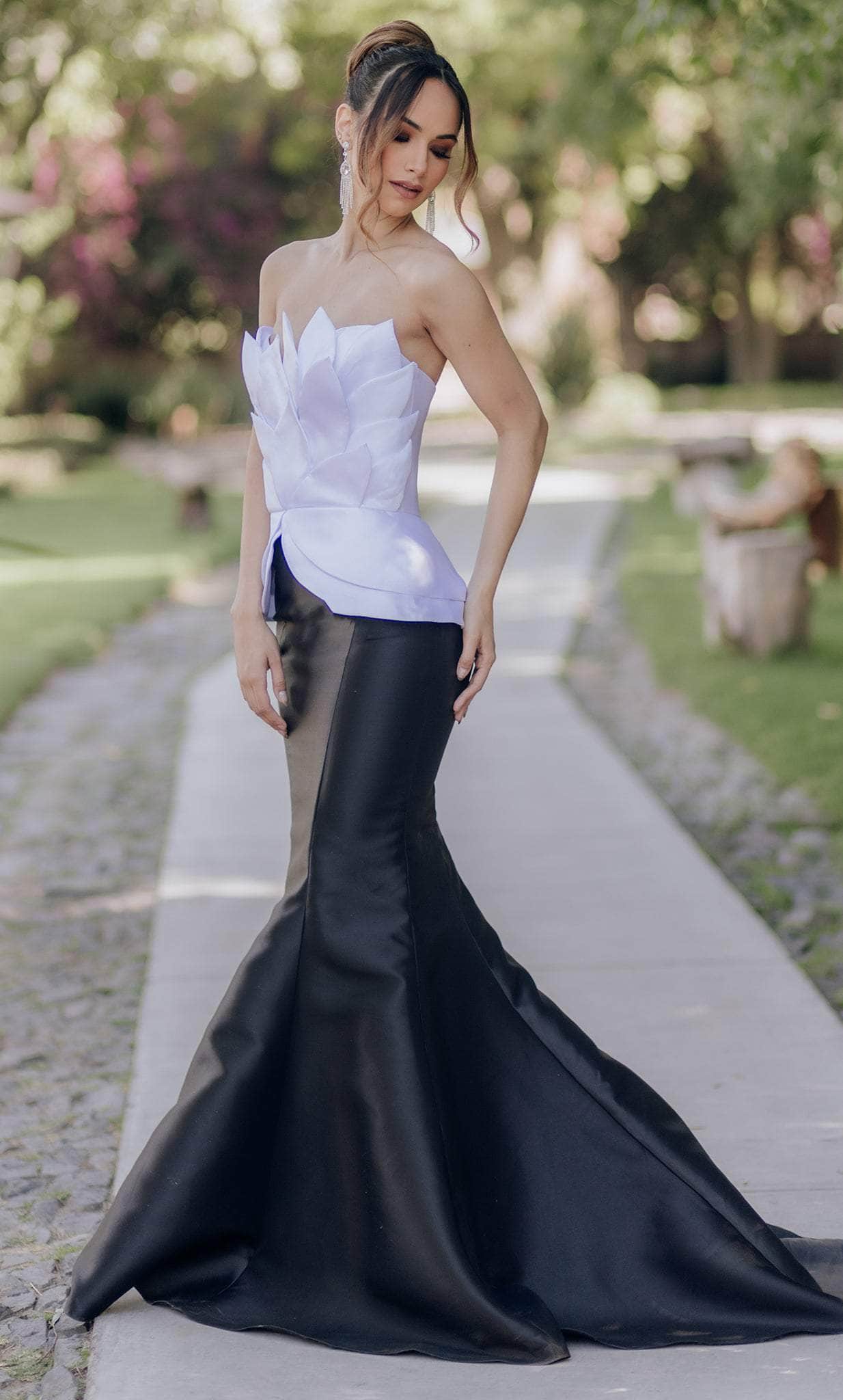 Image of Terani Couture 232E1287 - Strapless Two Tone Evening Gown